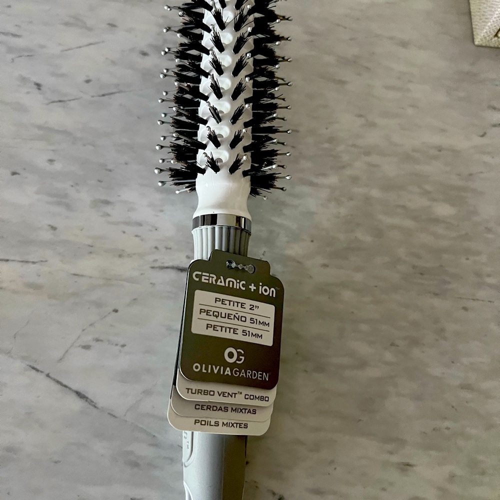 Olivia Garden Ceramic + Ion Hair Brush - White and Gray